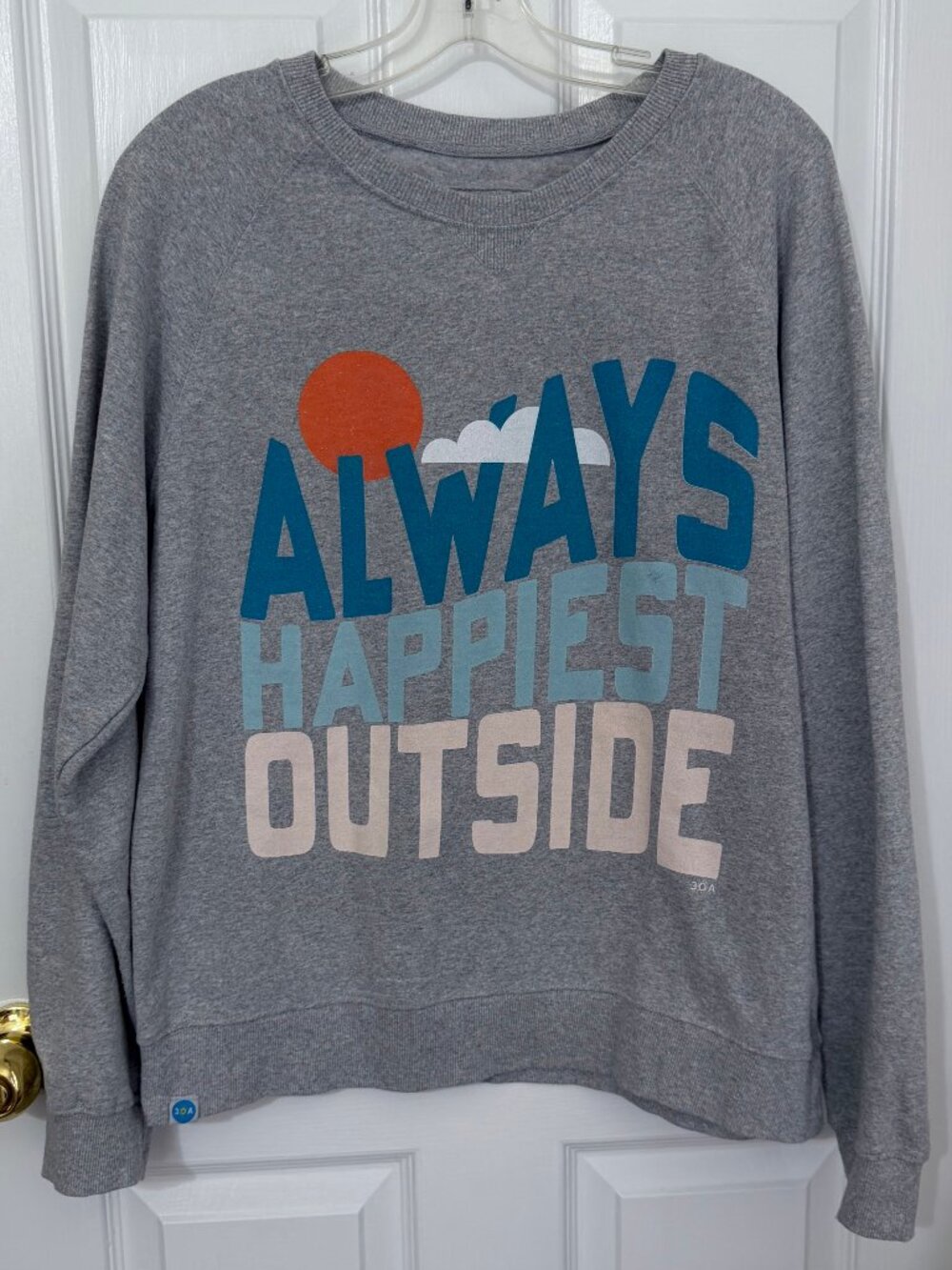 VERY NICE 30A 30 A ALWAYS HAPPIEST OUTSIDE GRAY SWEATSHIRT - SIZE MEDIUM - CUTE
